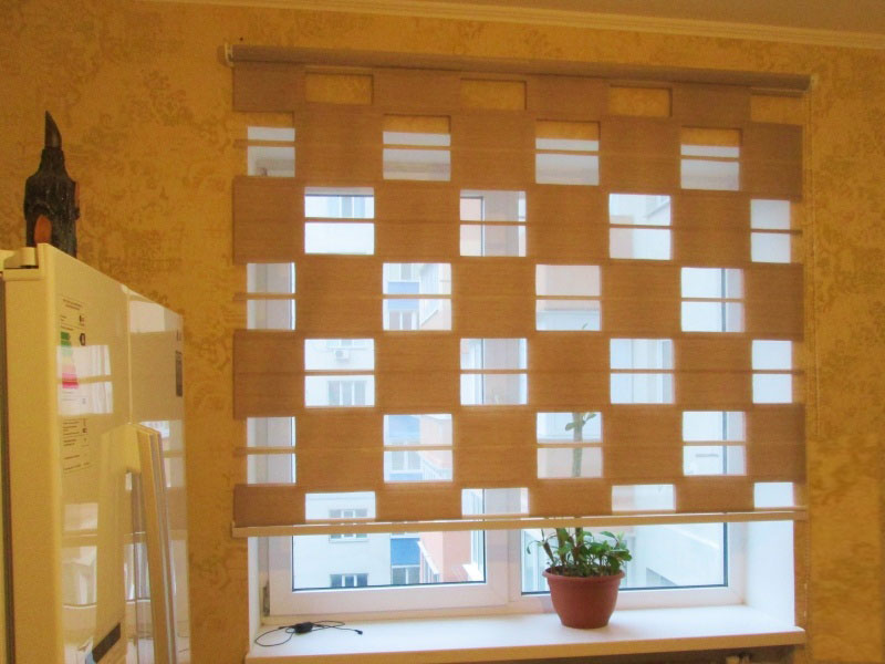 Тканевые ролеты День Ночь | Adeloks Доска объявлений